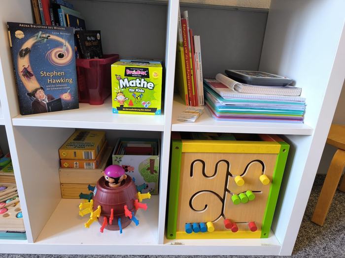 Bücher & Lernspiele
