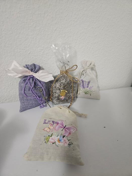 Selbstgemachte Lavendelsäckchen