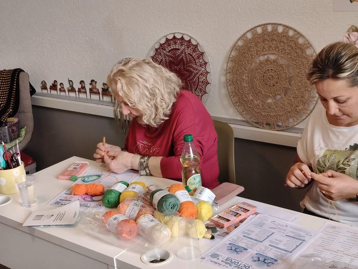 Konzentriert bei der Arbeit